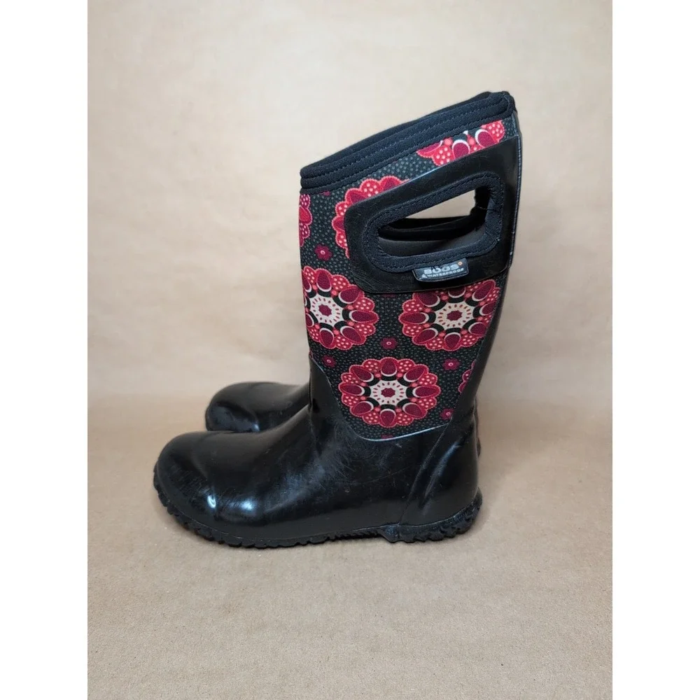 Bogs Youth Size 1 Winter Boots‎ Red Black Floral Waterproof Pull on Kaleidoscope